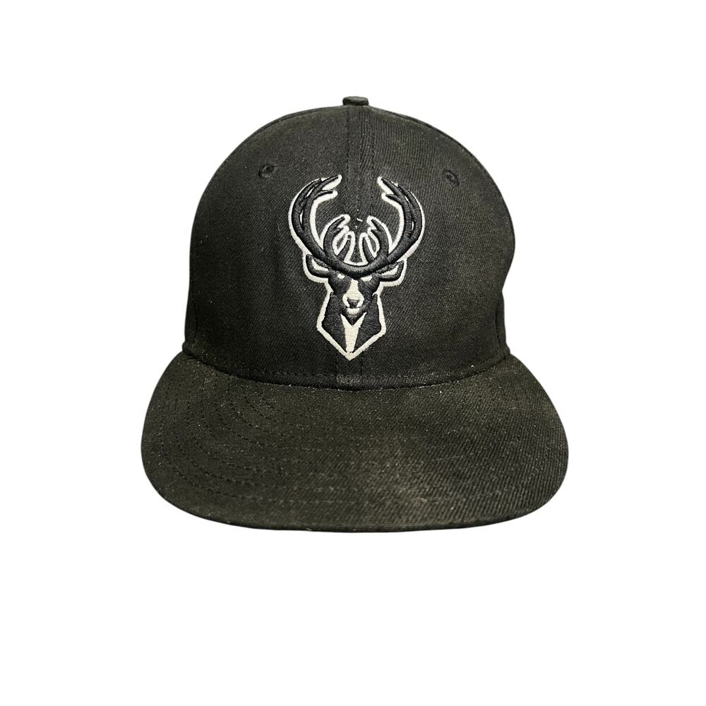 Men's Milwaukee Bucks New Era NBA Snapback Hat - Black